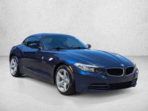 Deep Sea Blue Metallic 2013 BMW Z4 sDrive28i