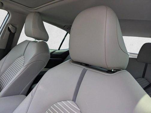 Celestial Silver Metallic 2022 Toyota Camry SE