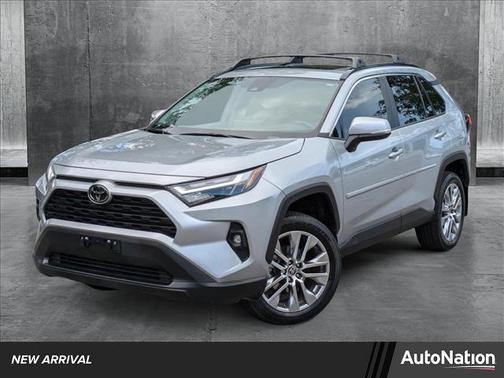 2023 Toyota RAV4 XLE Premium