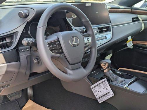 2025 Lexus ES 350 Base