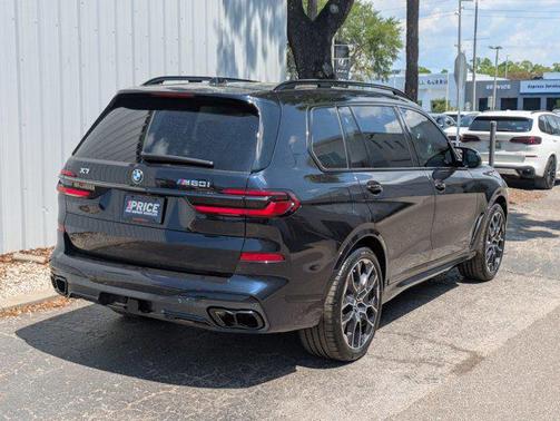 Carbon Black Metallic 2025 BMW X7 M60i