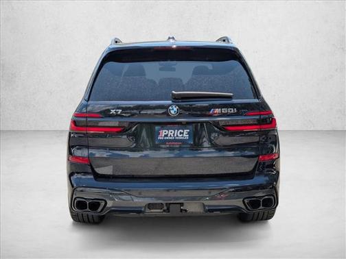 Carbon Black Metallic 2025 BMW X7 M60i