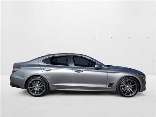 2022 Genesis G70 2.0T RWD