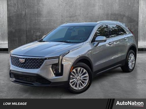 2024 Cadillac XT4 Luxury