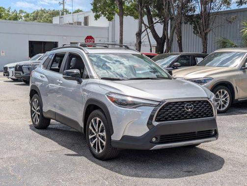 Sonic Silver 2025 Toyota Corolla Cross XLE