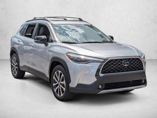 Sonic Silver 2025 Toyota Corolla Cross XLE