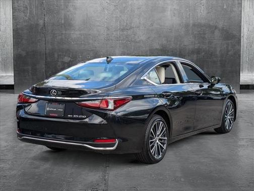 2024 Lexus ES 250 Base