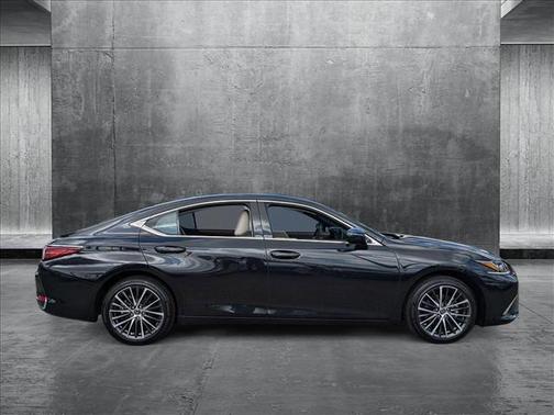 2024 Lexus ES 250 Base