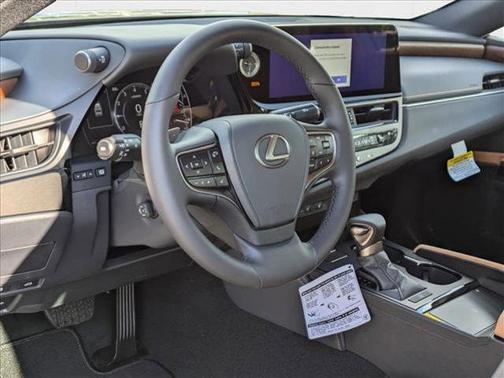 2025 Lexus ES 350 Base