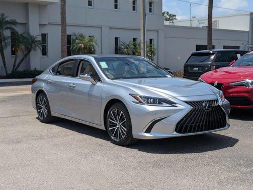 2025 Lexus ES 350 Base