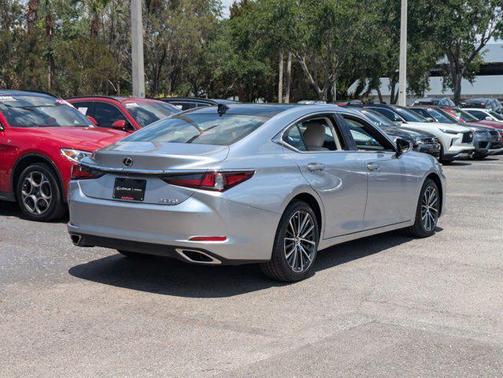 2025 Lexus ES 350 Base