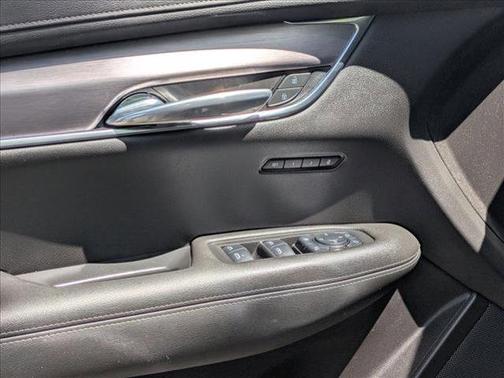 Stellar Black Metallic 2023 Cadillac XT6 Luxury FWD