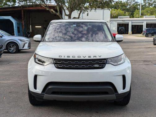 2020 Land Rover Discovery SE