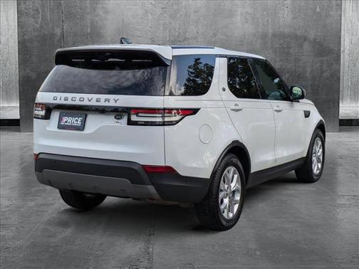 2020 Land Rover Discovery SE