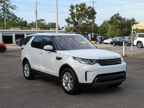 2020 Land Rover Discovery SE