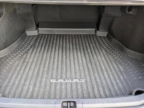 2024 Toyota Camry Hybrid SE