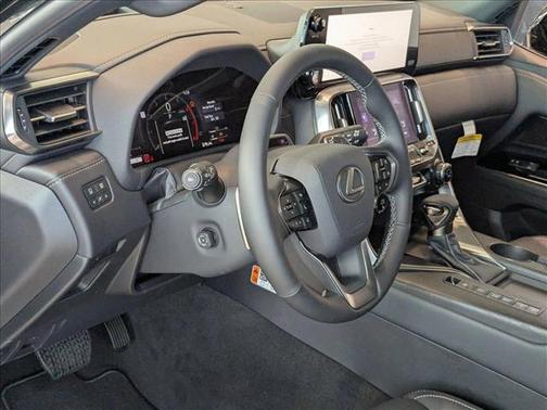 2025 Lexus LX 600 Premium