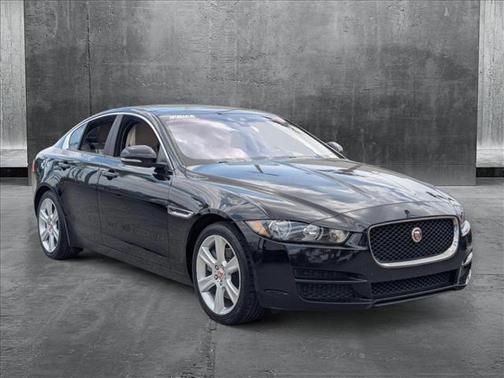 2017 Jaguar XE 25t Premium