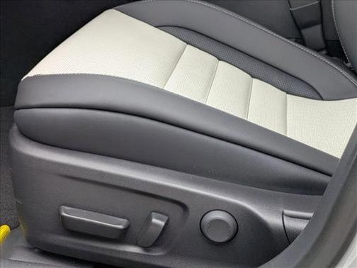 Wind 2026 Lexus IS 350 Base