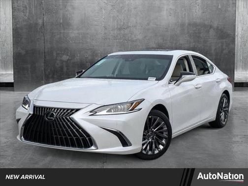 2025 Lexus ES 300h Luxury