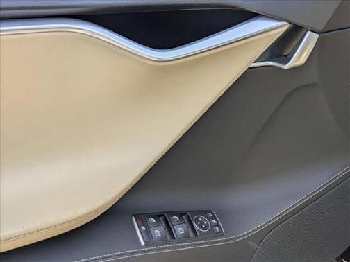 2015 Tesla Model S 85D