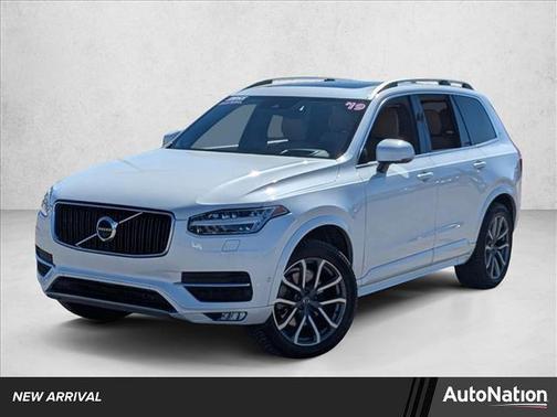 2019 Volvo XC90 T6 Momentum