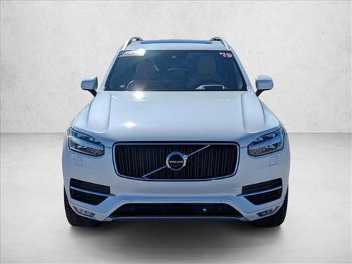 2019 Volvo XC90 T6 Momentum
