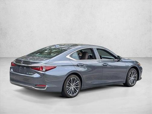 Cloudburst Gray 2024 Lexus ES 250 Base