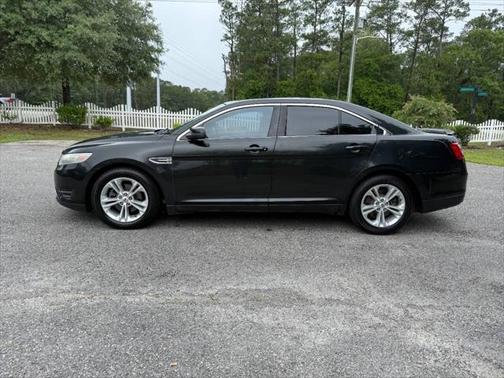 2013 Ford Taurus SEL