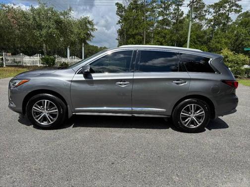 2017 INFINITI QX60 Base
