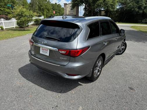 2017 INFINITI QX60 Base