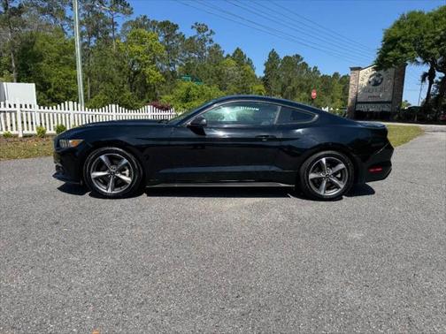 2015 Ford Mustang V6