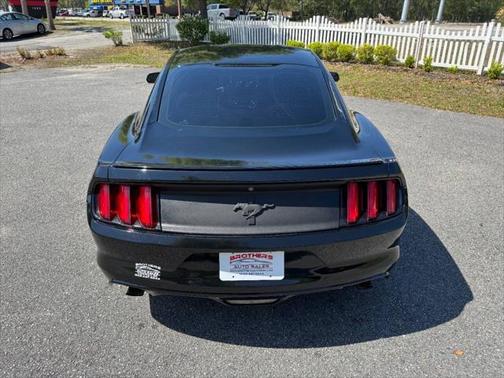 2015 Ford Mustang V6