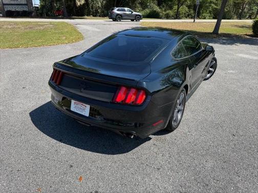 2015 Ford Mustang V6