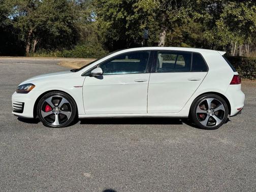 2017 Volkswagen Golf GTI 2.0T S 4-Door