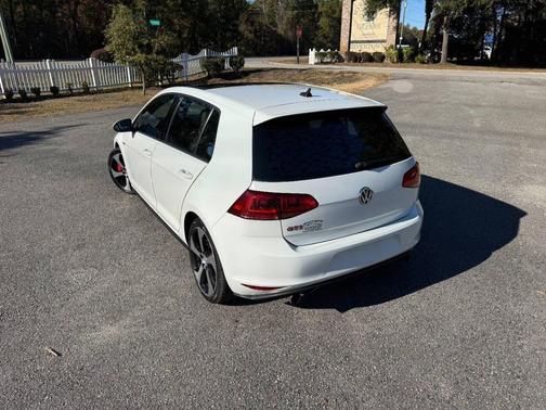 2017 Volkswagen Golf GTI 2.0T S 4-Door