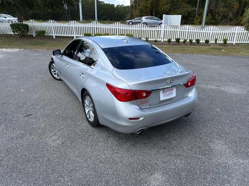 2015 INFINITI Q50 Premium