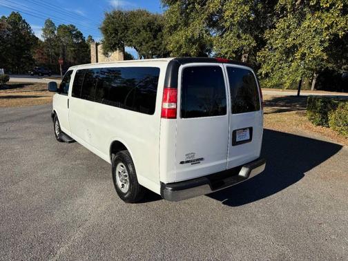 2016 Chevrolet Express 3500 LT