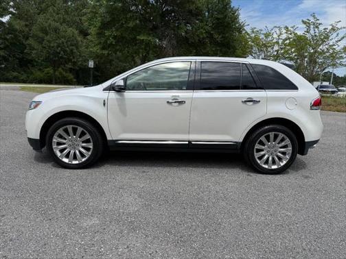 2015 Lincoln MKX Base