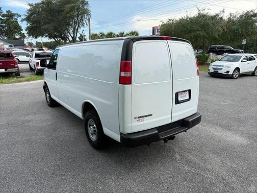 2017 Chevrolet Express 2500 Work Van