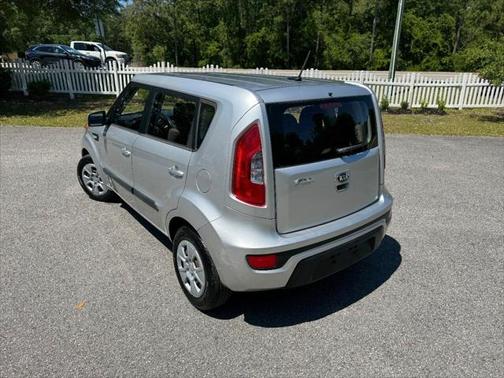 2013 Kia Soul Base