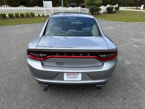 2016 Dodge Charger SXT