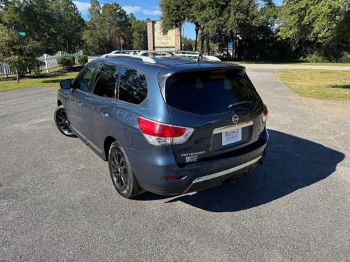 2013 Nissan Pathfinder SL