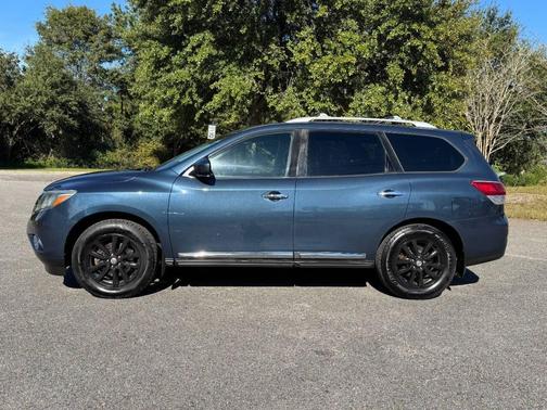 2013 Nissan Pathfinder SL