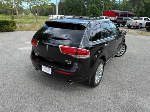 2013 Lincoln MKX Base