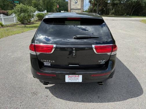 2013 Lincoln MKX Base