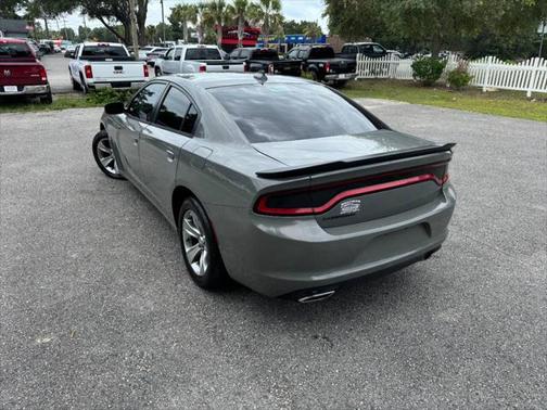 2017 Dodge Charger SXT