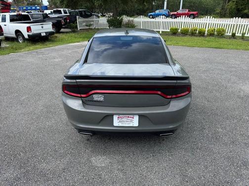2017 Dodge Charger SXT
