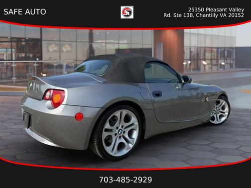 Sterling Gray Metallic 2004 BMW Z4 3.0i