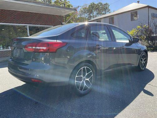 2017 Ford Focus SEL